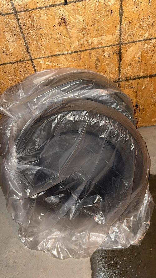 used snow tires bought in 2021 maybe put 20,000 miles on themonly used in winter t