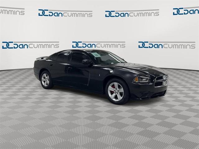2012 dodge charger se