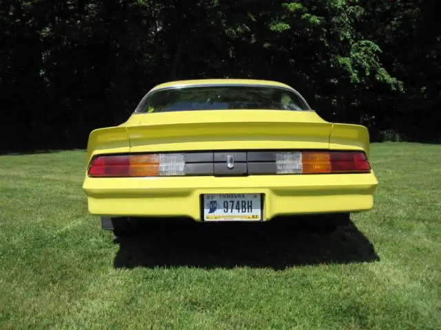 1979 camaro sport coupe-excellent condition