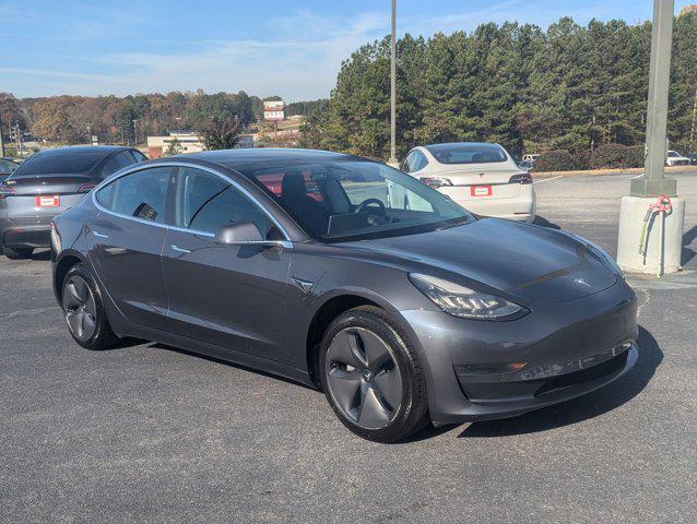 2019 tesla model 3 mid range