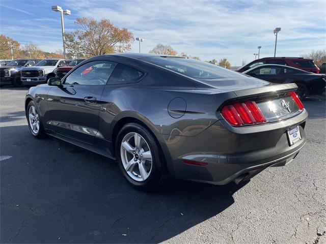2017 ford mustang v6