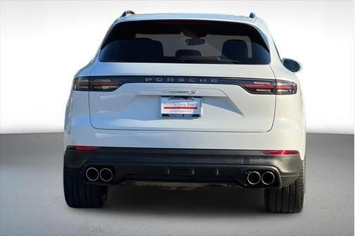 2021 porsche cayenne