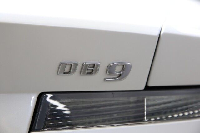2010 aston martin db9