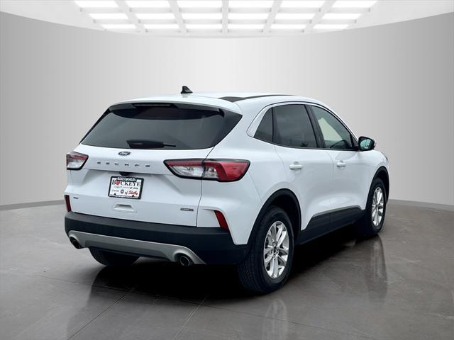 2021 ford escape se