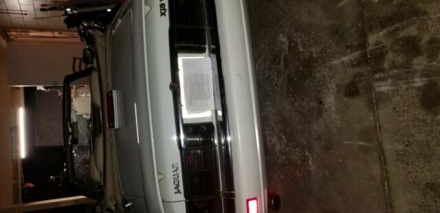 v12 jaguar xjs