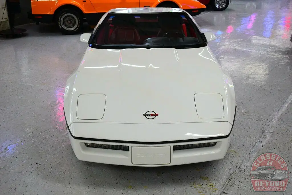 1990 used 5.7l v8 16v automatic rwd convertible