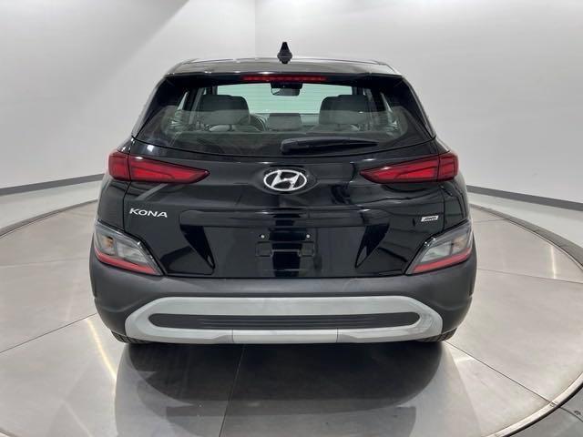 2022 hyundai kona se