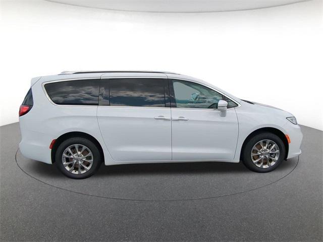2021 chrysler pacifica touring l