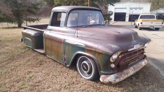 1957 chevrolet 3200 rat rod truck 283 v8 / 3 speed column runs great clear title