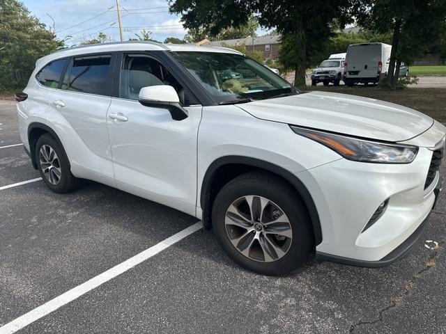 2024 toyota highlander xle