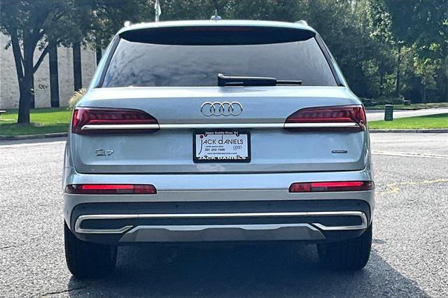 2023 audi q7 55 premium plus
