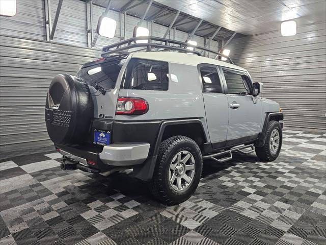 2014 toyota fj cruiser base