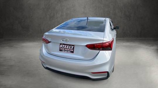 2022 hyundai accent se