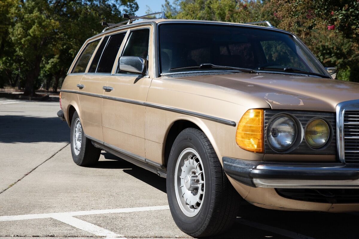 1984 euro spec mercedes 300td wagon