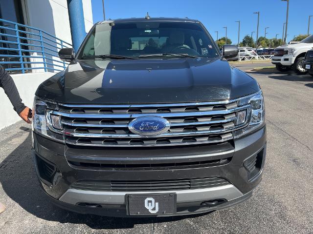 2021 ford expedition xlt