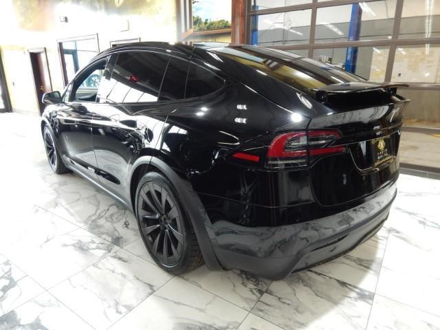 2022 tesla model x plaid