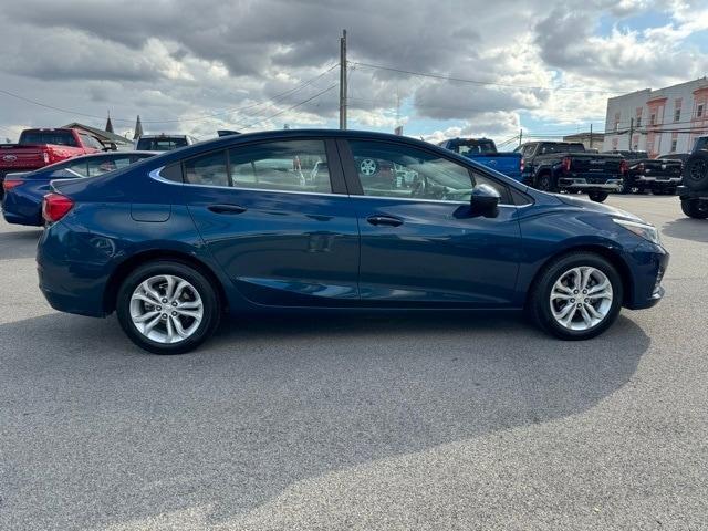 2019 chevrolet cruze lt