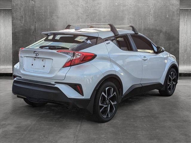 2022 toyota c-hr xle