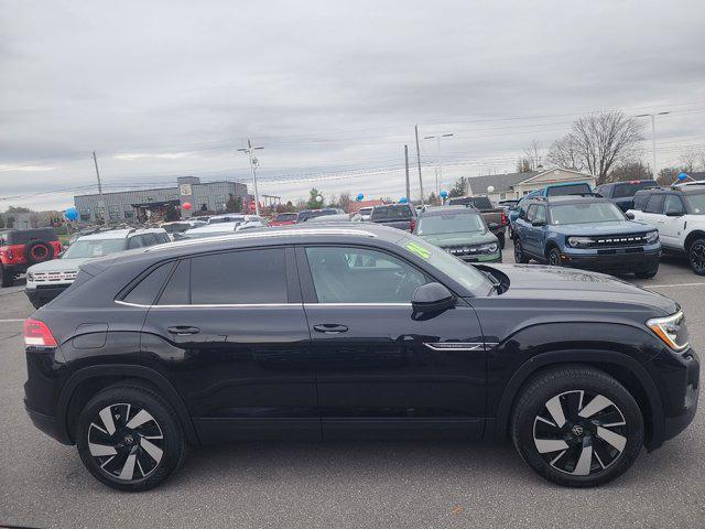 2024 volkswagen atlas cross sport 2.0t se w/technology 4motion