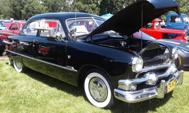 1951 ford custom deluxe 2 door shoebox w/ original flathead v8 - turn-key car !