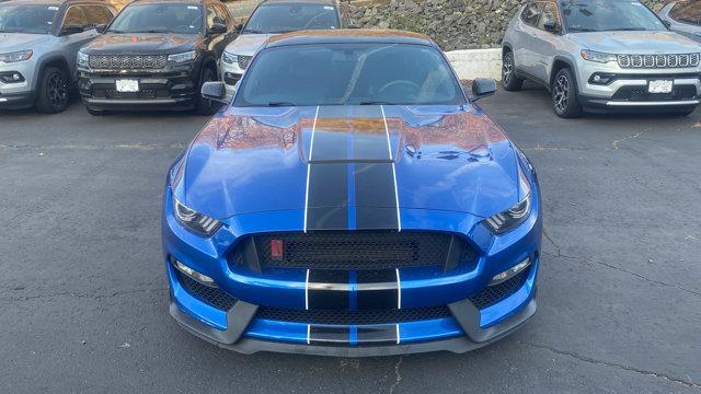 2017 ford shelby gt350 base