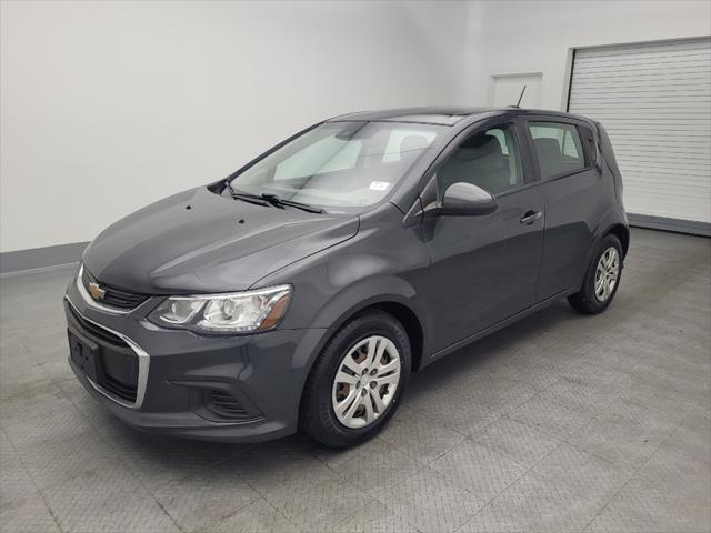 2020 chevrolet sonic fwd hatchback 1fl 5-door