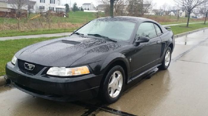 2001 ford mustang in akron, oh