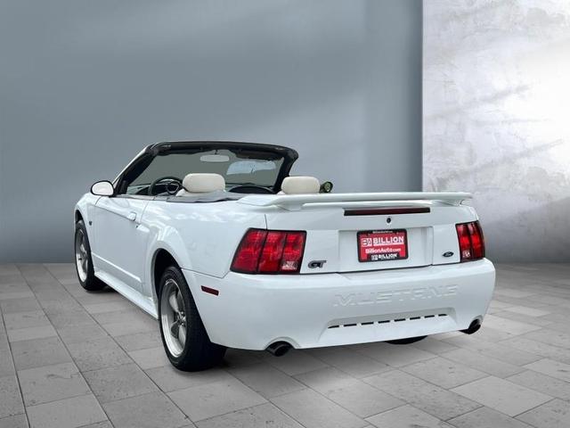 2001 ford mustang gt