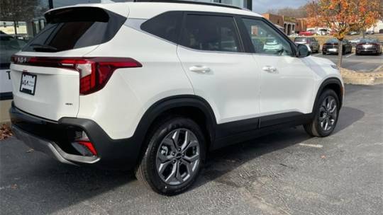 2024 kia seltos s