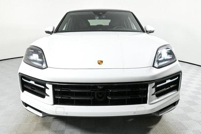2024 porsche cayenne base