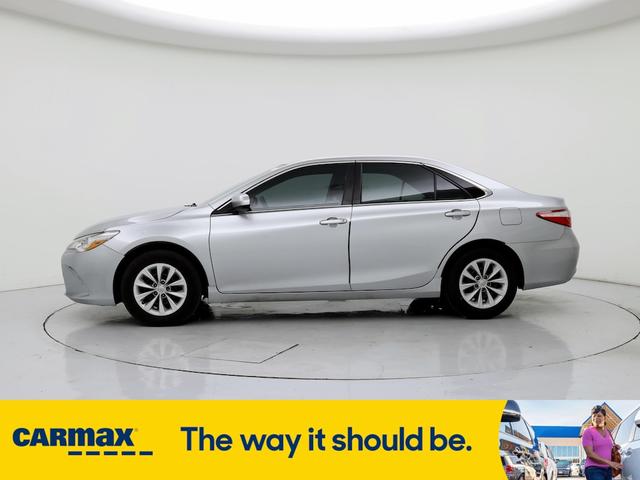 2015 toyota camry le