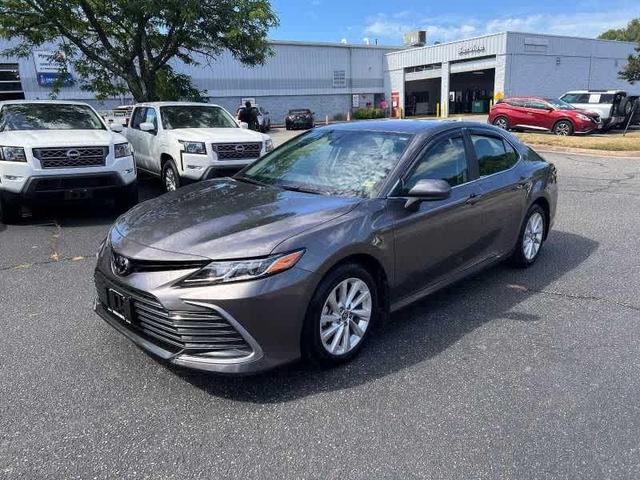 2023 toyota camry le