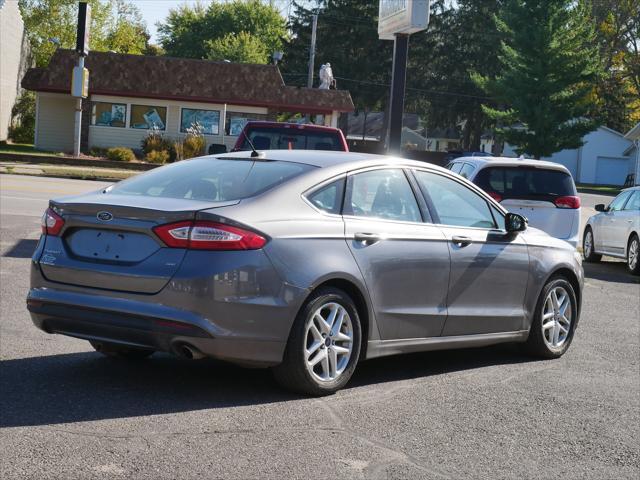 2014 ford fusion se