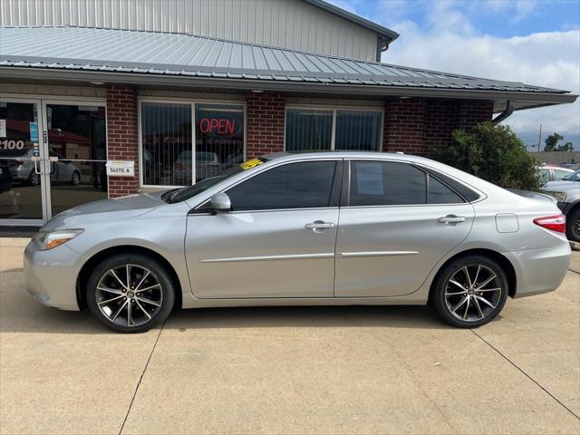 2015 toyota camry xse
