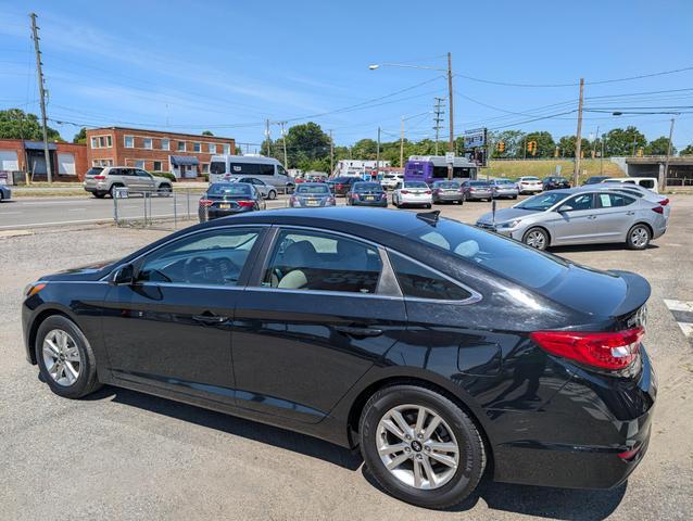 2017 hyundai sonata se