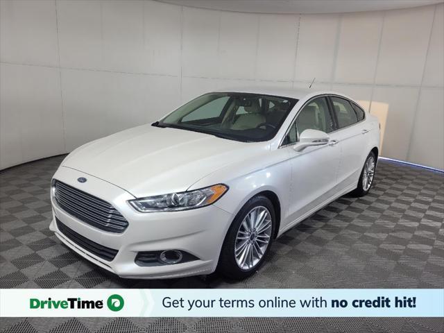 2016 ford fusion se