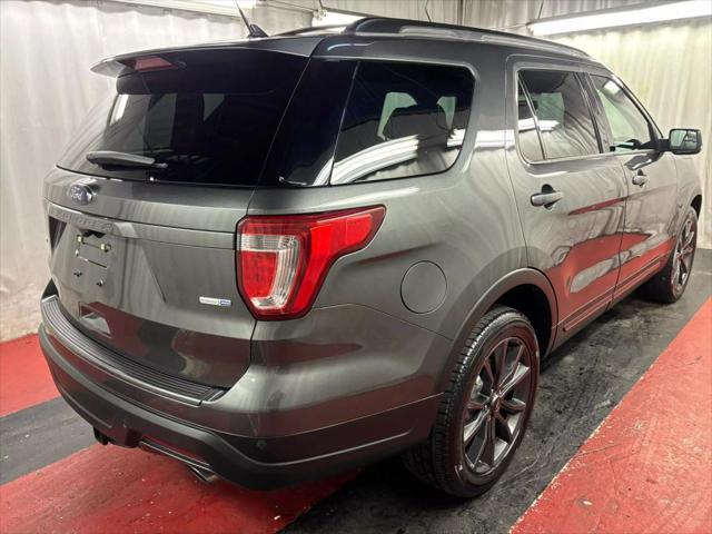 2018 ford explorer xlt