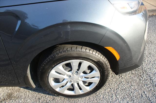 2020 kia soul lx ivt