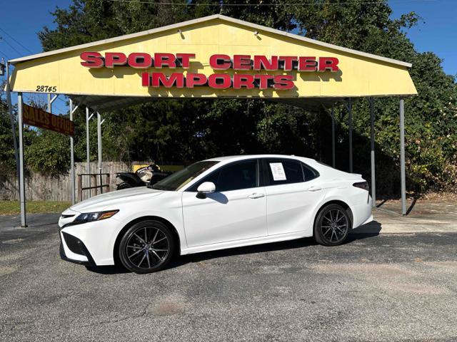 2023 toyota camry se