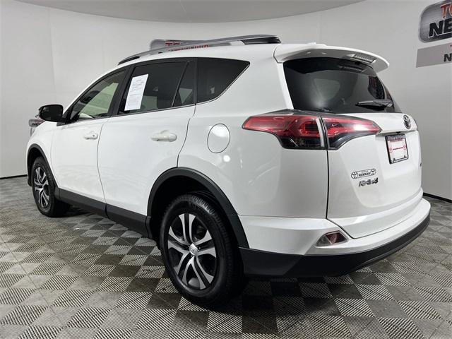 2018 toyota rav4 le