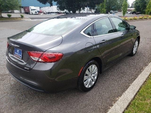 used 2015 chrysler 200 lx salem, or 97301 for sale in salem, oregon