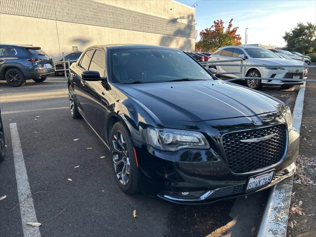 2016 chrysler 300 s