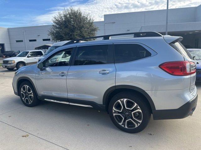 2023 subaru ascent limited 8-passenger