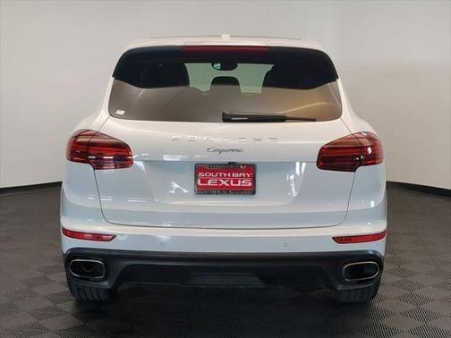 2018 porsche cayenne