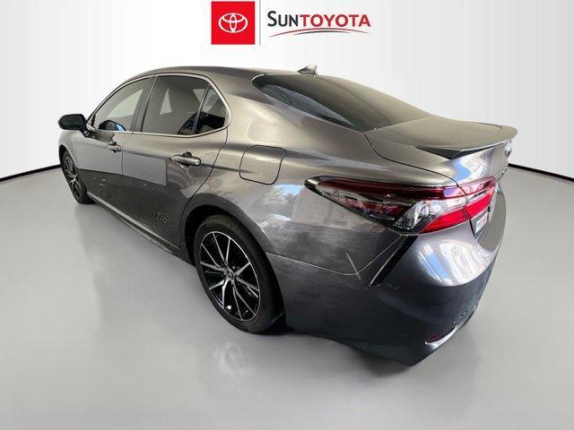 2024 toyota camry se