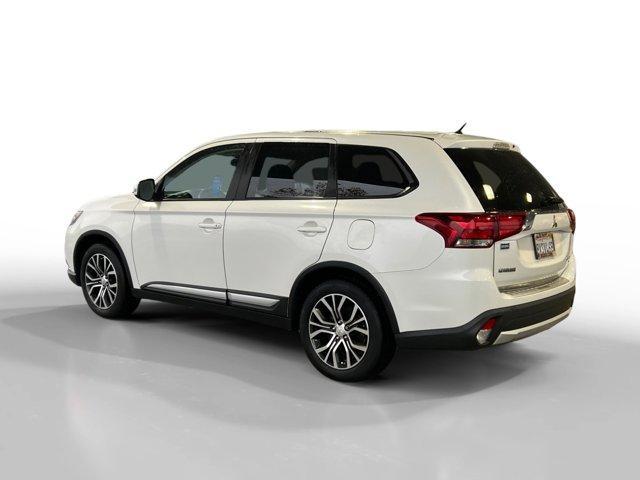2016 mitsubishi outlander se