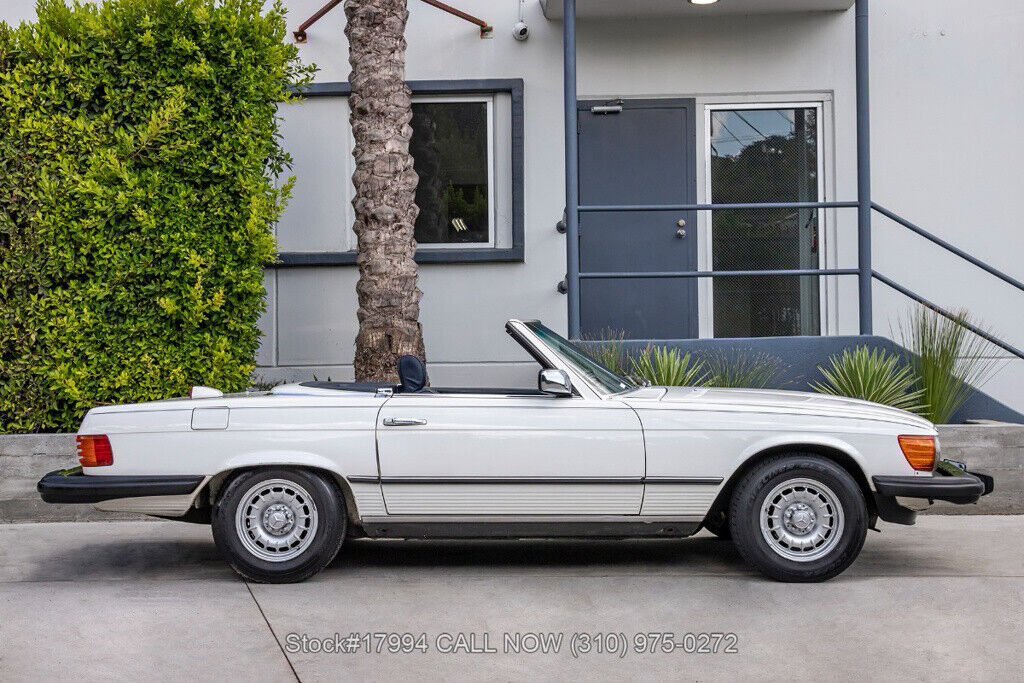 1983 mercedes-benz 300-series
