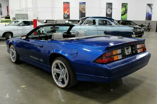 1989 chevrolet camaro 28832 miles blue 5.0 liter v8 manual