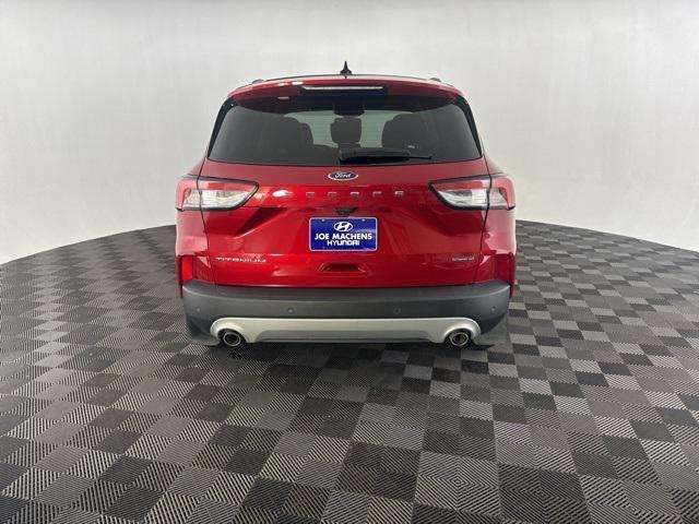 2020 ford escape titanium