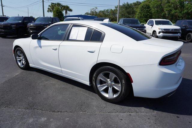 2016 dodge charger sxt